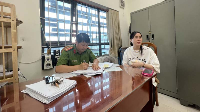 Tina Dương bị khởi tố tội lạm dụng tín nhiệm chiếm đoạt tài sản